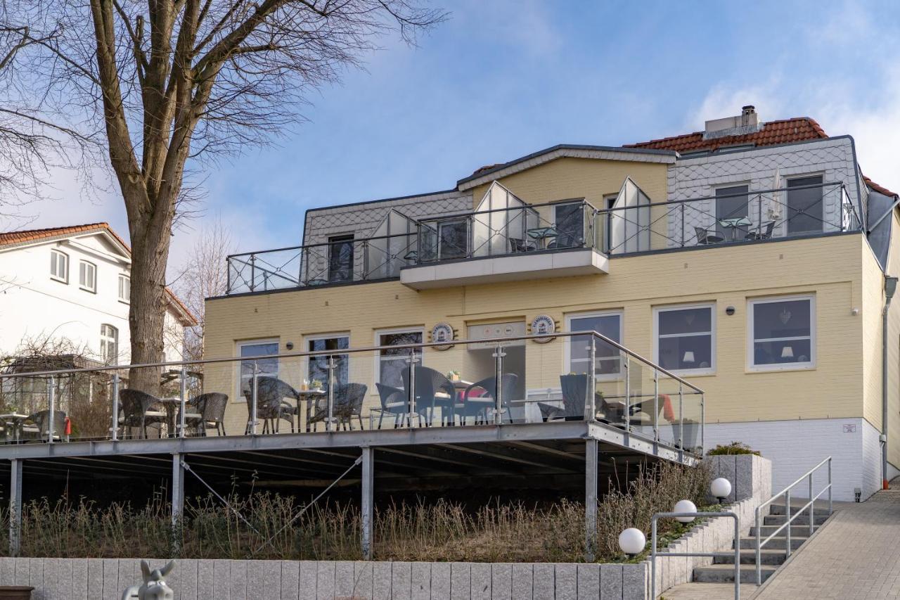 Hotel Am Wasserschloss Γκλύξμπουργκ Εξωτερικό φωτογραφία